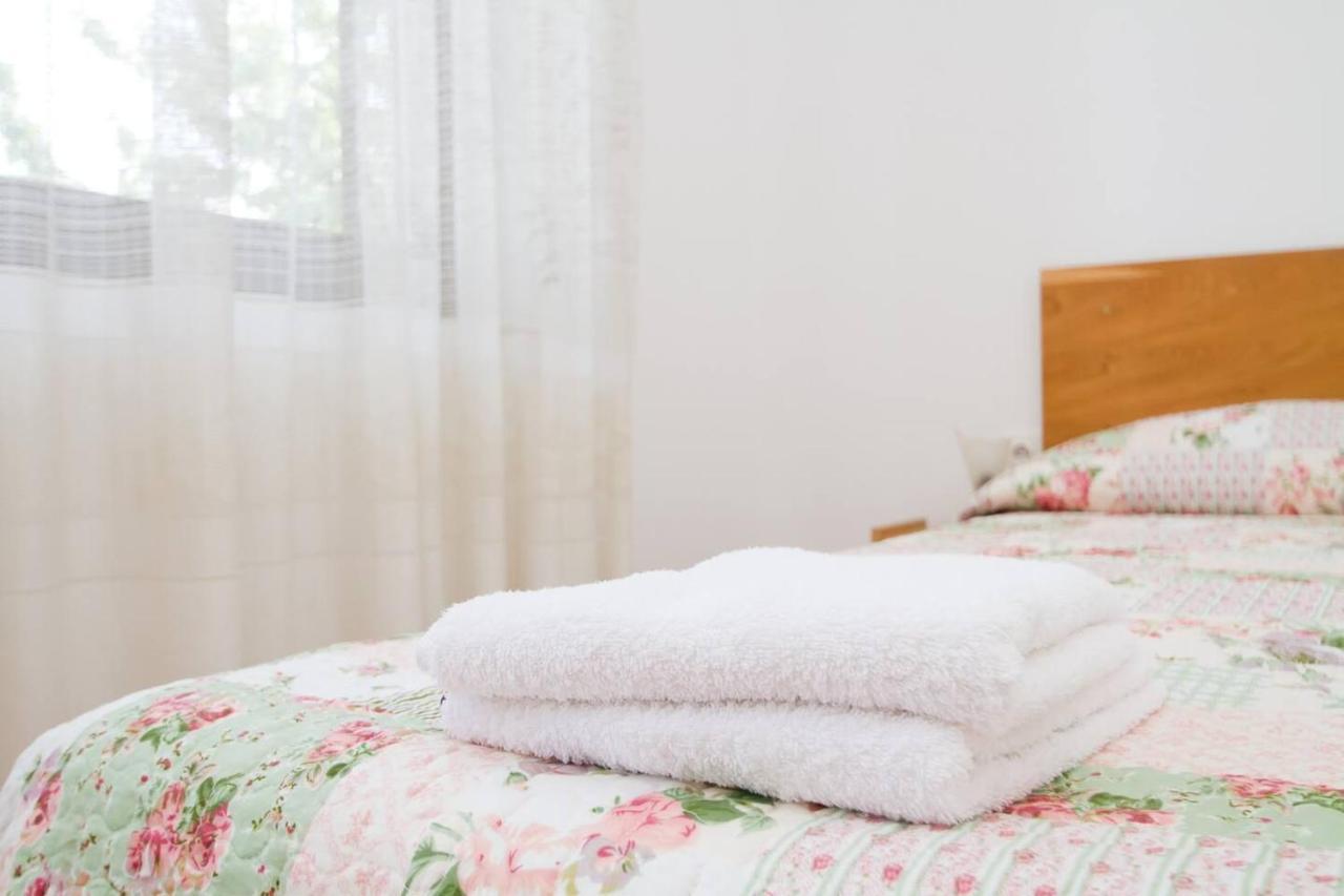 פורץ Laura'S Apartment מראה חיצוני תמונה